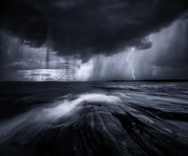 Picture of Musta vesi