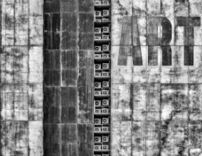 Poza cu Gritty Palace