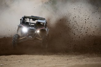 Bild på Offroad fordon i lera