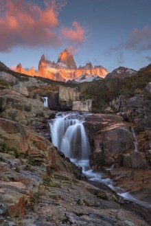 Picture of Mount Fitz Roy at sunrise Los Glaciares National Park Patagoni