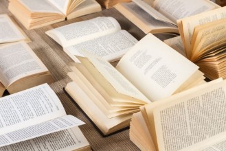 Image de Livres dans la bibliothèque