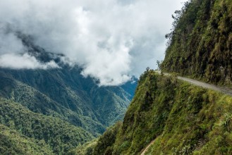 Afbeeldingen van Death Road  Todesstrasse Biking durch die Yungas