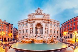 Bild på Rome Trevi Fountain or Fontana di Trevi in the morning Rome Italy Trevi is the largest Baroque most famous and visited by tourists fountain of Rome