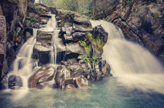 Bild på Waterfall Skalnik in Szczawnica Beskid Sadecki mountain range in Polish Carpathian Mountains