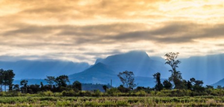 Picture of Montanhas ao entardecer