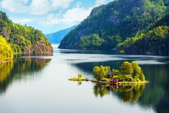 Image de Small island