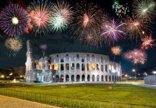 Poza cu Fireworks at Colosseum