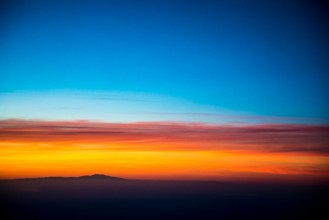 Bild på Spectacular sunset flying somewhere over Argentina