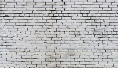 Afbeeldingen van Brick wall painted with white paint