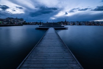 Bild på Pier at sunset - feeling blue