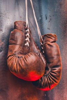 Image de Old boxing gloves