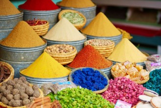 Afbeeldingen van Selection of spices on a Moroccan market