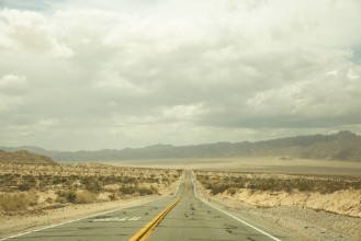 Desert Road at Palm Springs - f0500748 photowallpaper Wallpassion