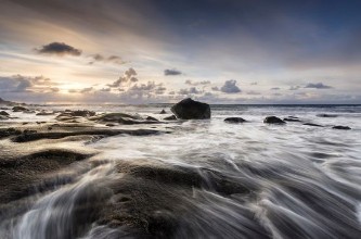 Sunset over the Sea at Lofoten photowallpaper Wallpassion