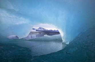 Ice Cave on Svalbard photowallpaper Wallpassion