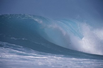 Big Wave in Pacific Ocean photowallpaper Wallpassion