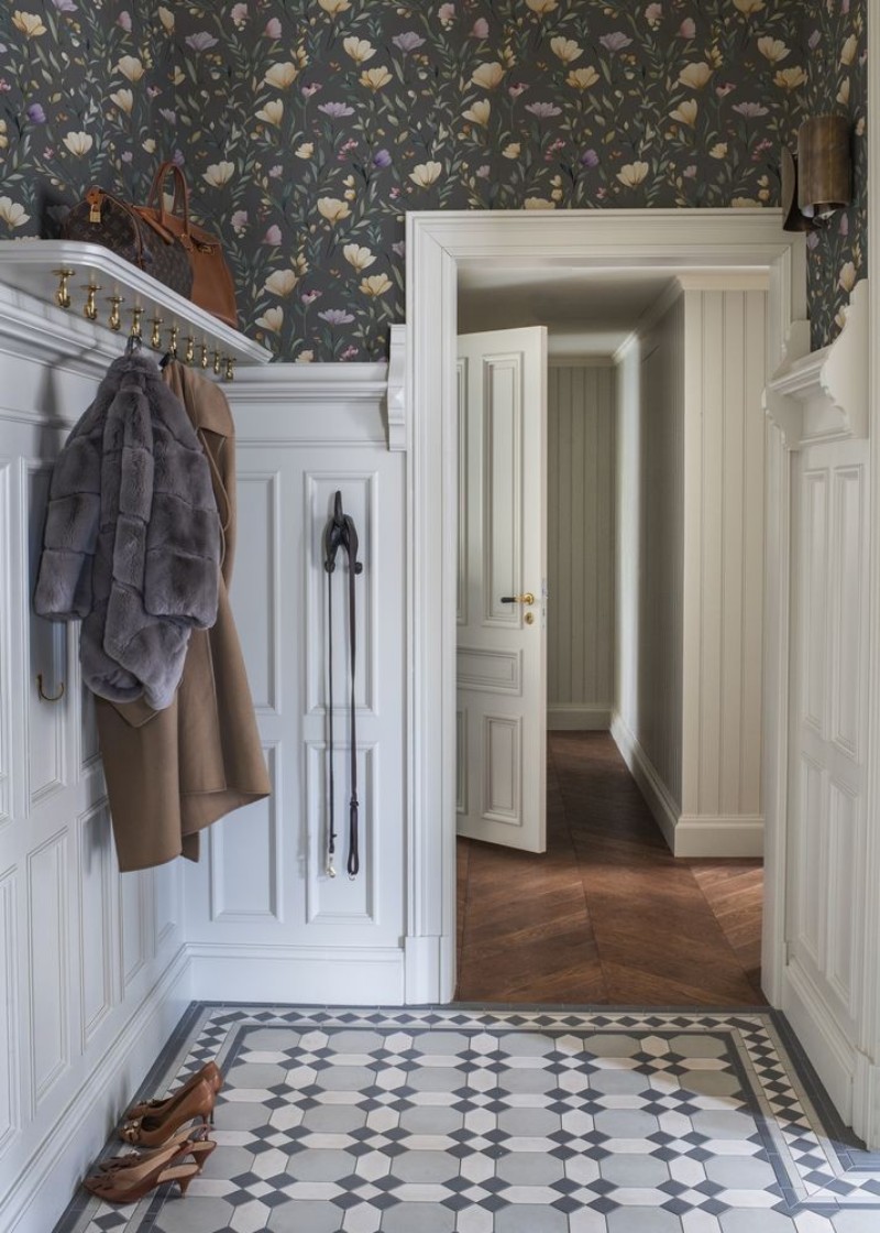 Picture of Claire Grey - 1076101-02