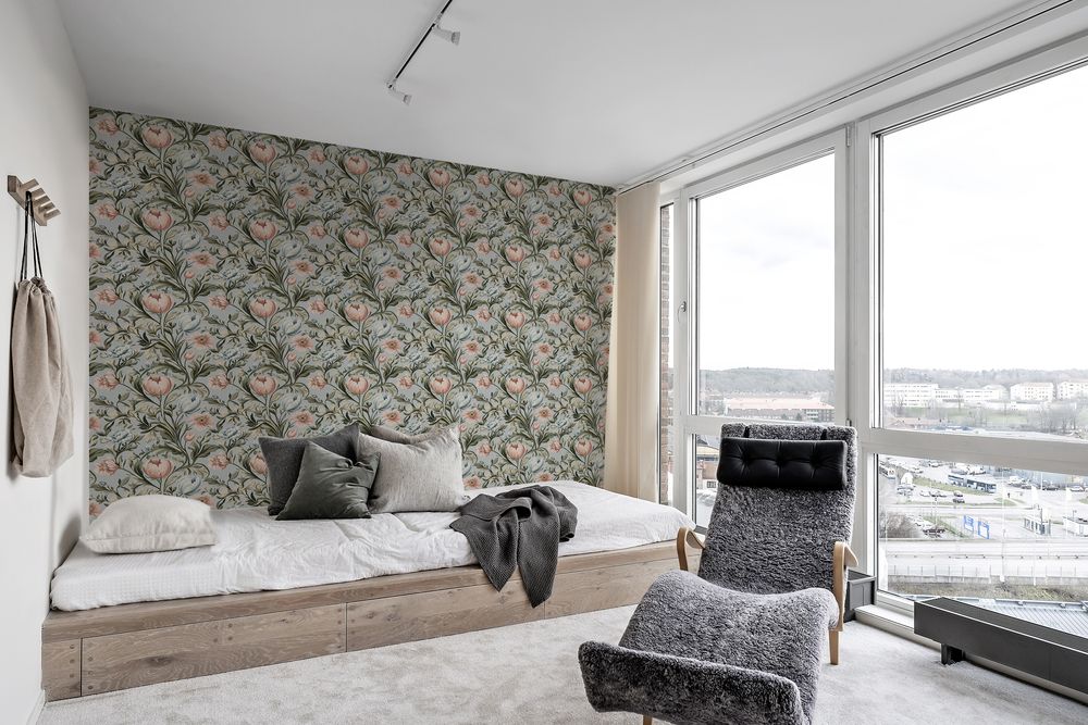 Ragna Blue - 1058501-02 photowallpaper in between