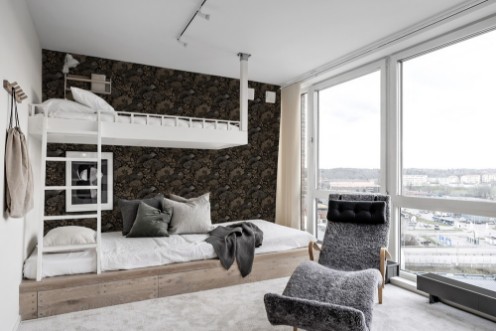 Brian Brown - 1093001-02 photowallpaper in between