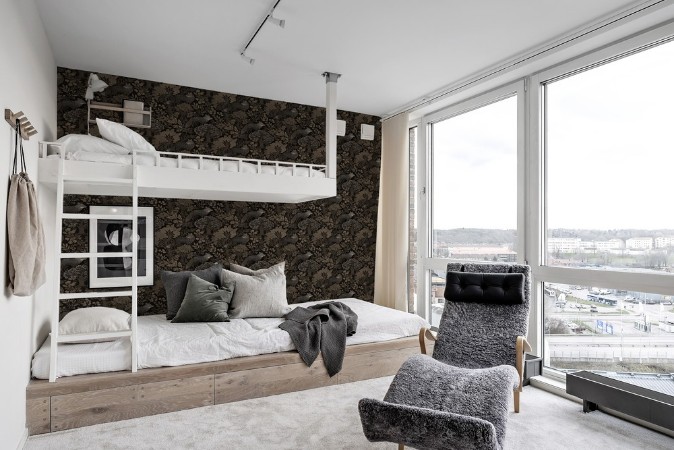 Brian Brown - 1093001-02 photowallpaper in between