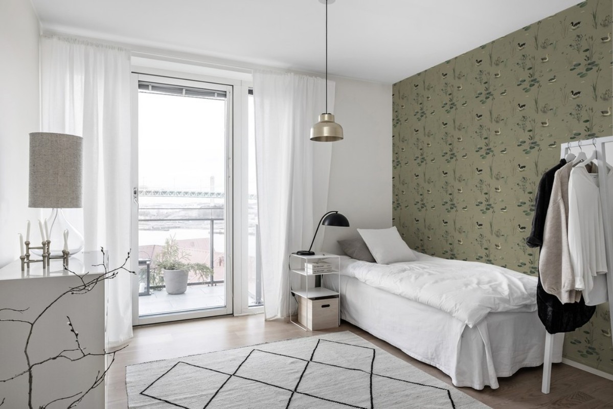 Picture of Magic pond Pine Tree Green - 1029201-05