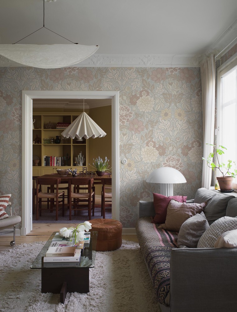 Dahlia Garden Grand wallpaper Boråstapeter