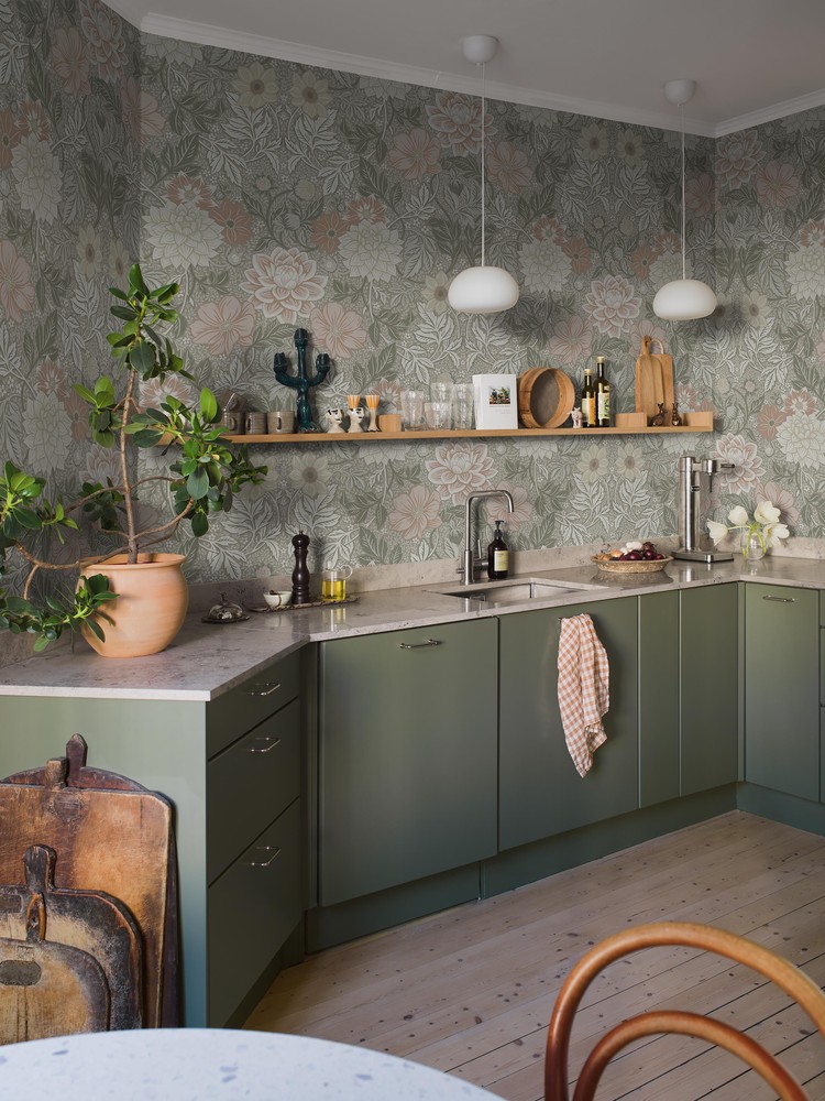 Dahlia Garden Grand wallpaper Boråstapeter