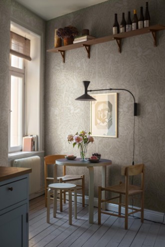 Under the Elder Tree Grand wallpaper Boråstapeter