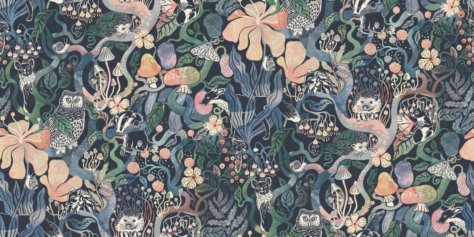 Magic Woods Grand wallpaper Boråstapeter