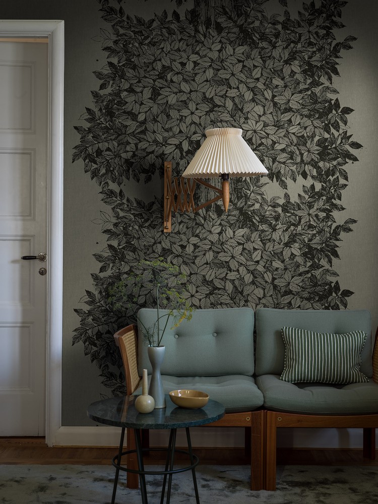 Viola Gråsten Hassel wallpaper Boråstapeter