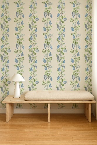On The Vine Cornflower/Kelly Green - NPOP113383 wallpaper Scion